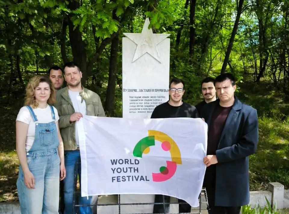 Очишћен споменик војницима Црвене армије уочи обележавања Дана победе над фашизмом